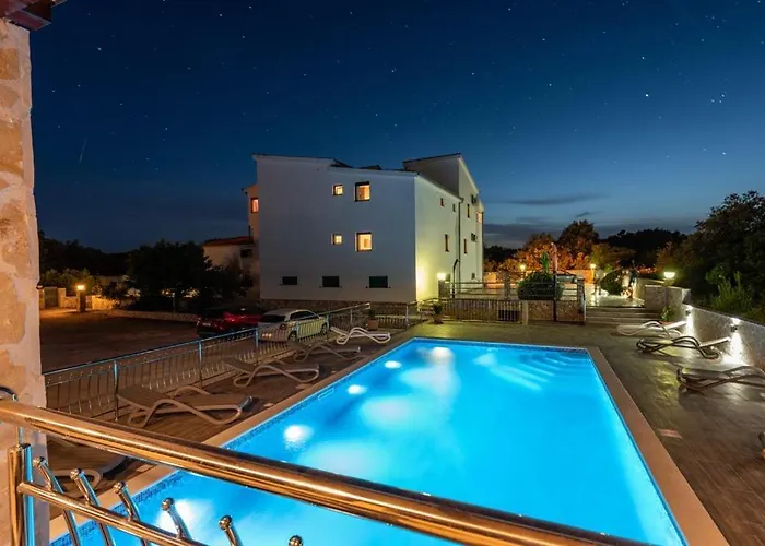 Apartments Karen Vinišće φωτογραφία