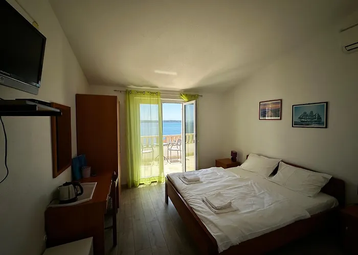 Pansion Braco Bed & Breakfast Zavala photo