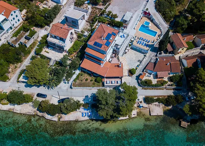 Boutique Guesthouse Sveti Petar, On The Beach, Heated Pool & Boat Berth - Adult Only Nečujam képek