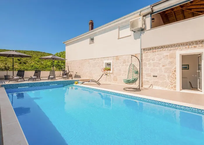 Cozy Home In Dobrince Bartulovici Foto