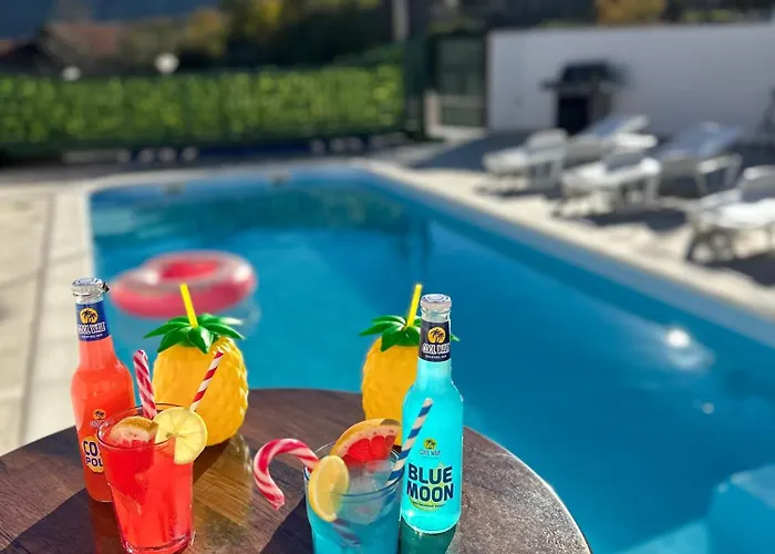 Kuca Za Odmor Tri Sestre S Tri Spavace Sobe Mijaca photo