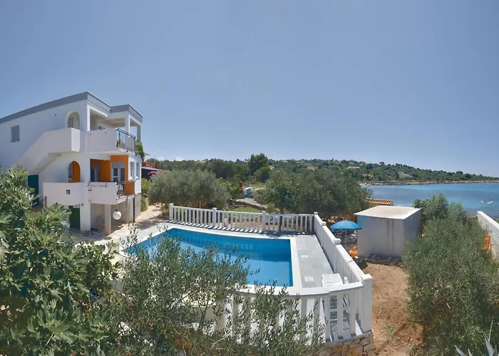 صورة Nice Apartment In Drvenik Mali