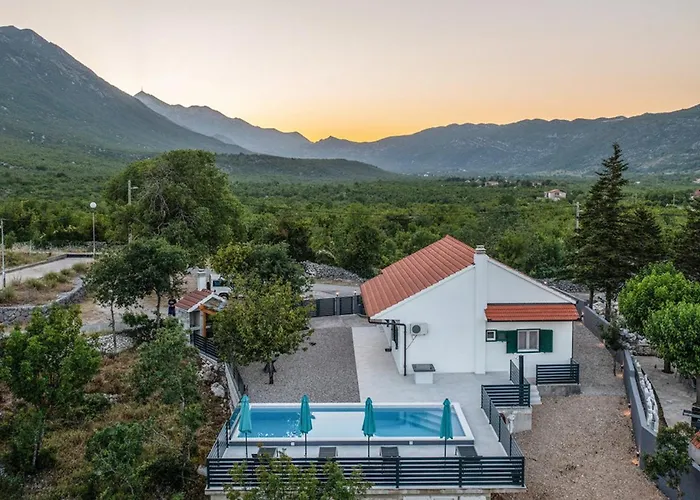 Villa Ika Gomila fotorgafie