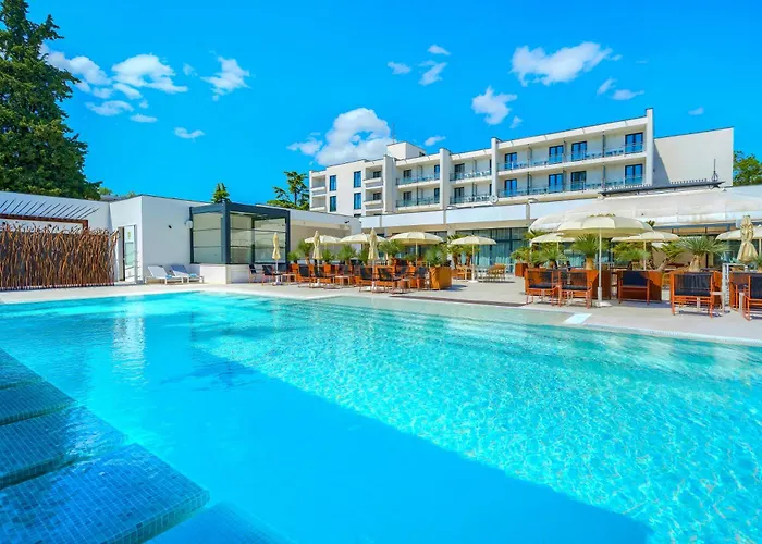 foto di Hotel Alkar - Family Friendly Hotel With Pool In Sinj, Dalmatia