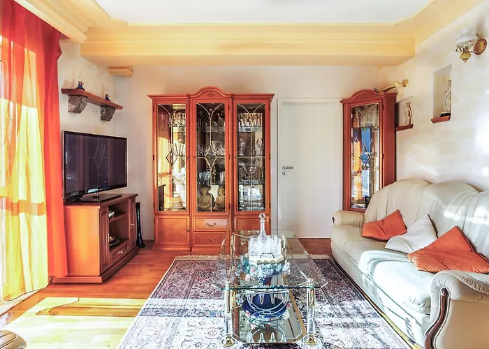 Nice Home In Velic- Trilj zdjęcie