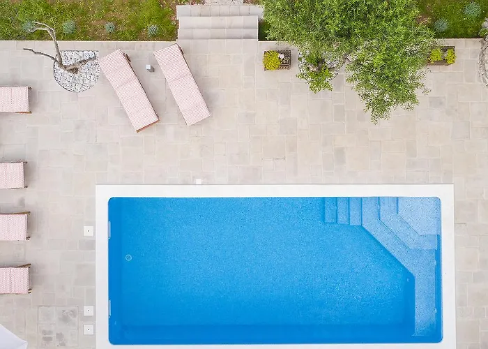 Photo de Holiday Home Sumica Supetar