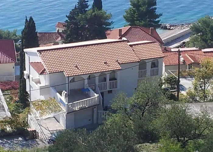 Apartment Pisak 5975A Gornji Dolac fotoğrafı